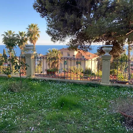 Provenzale Apartment *